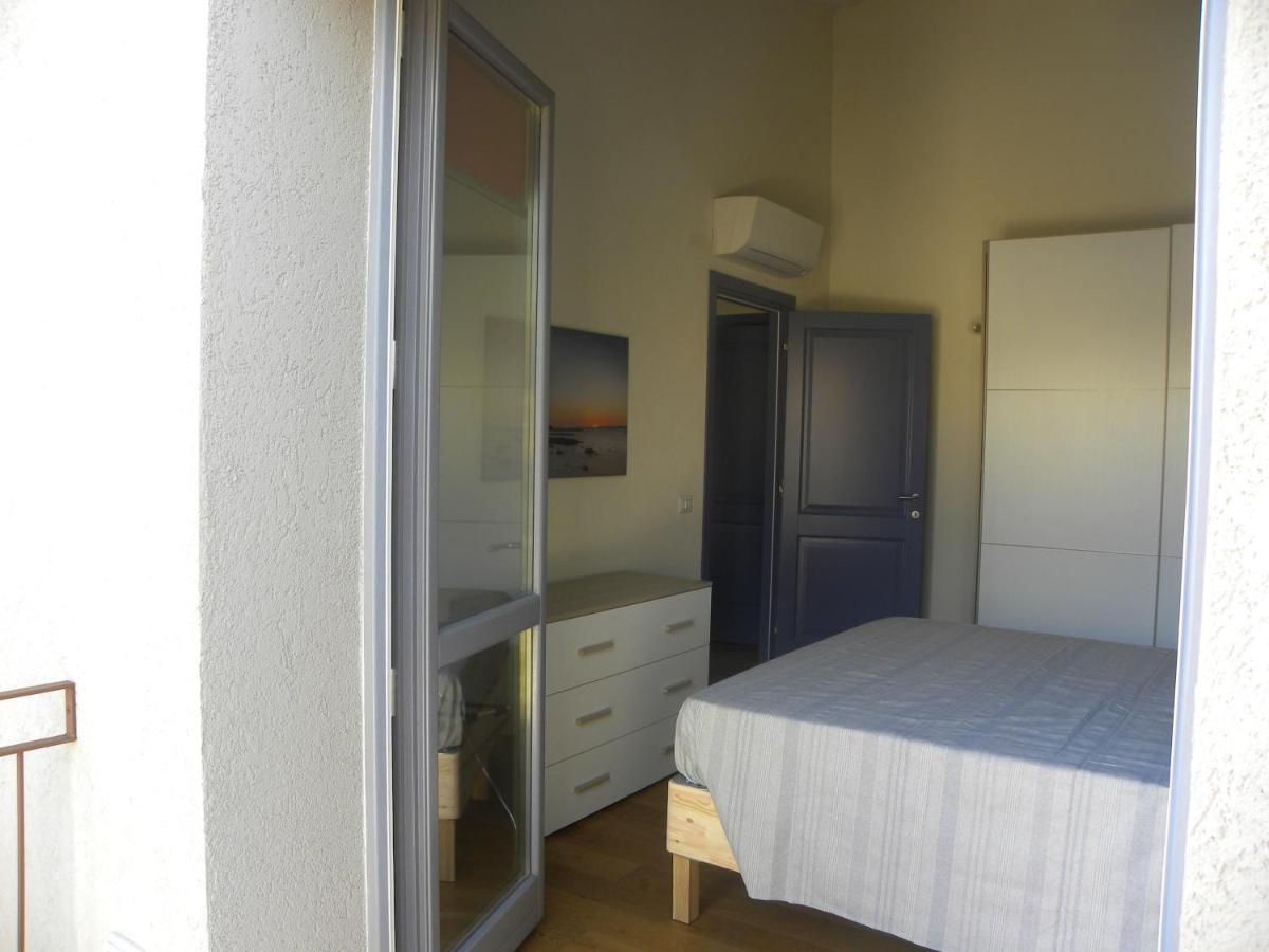 Petra Magica Appartement San Pantaleo Buitenkant foto
