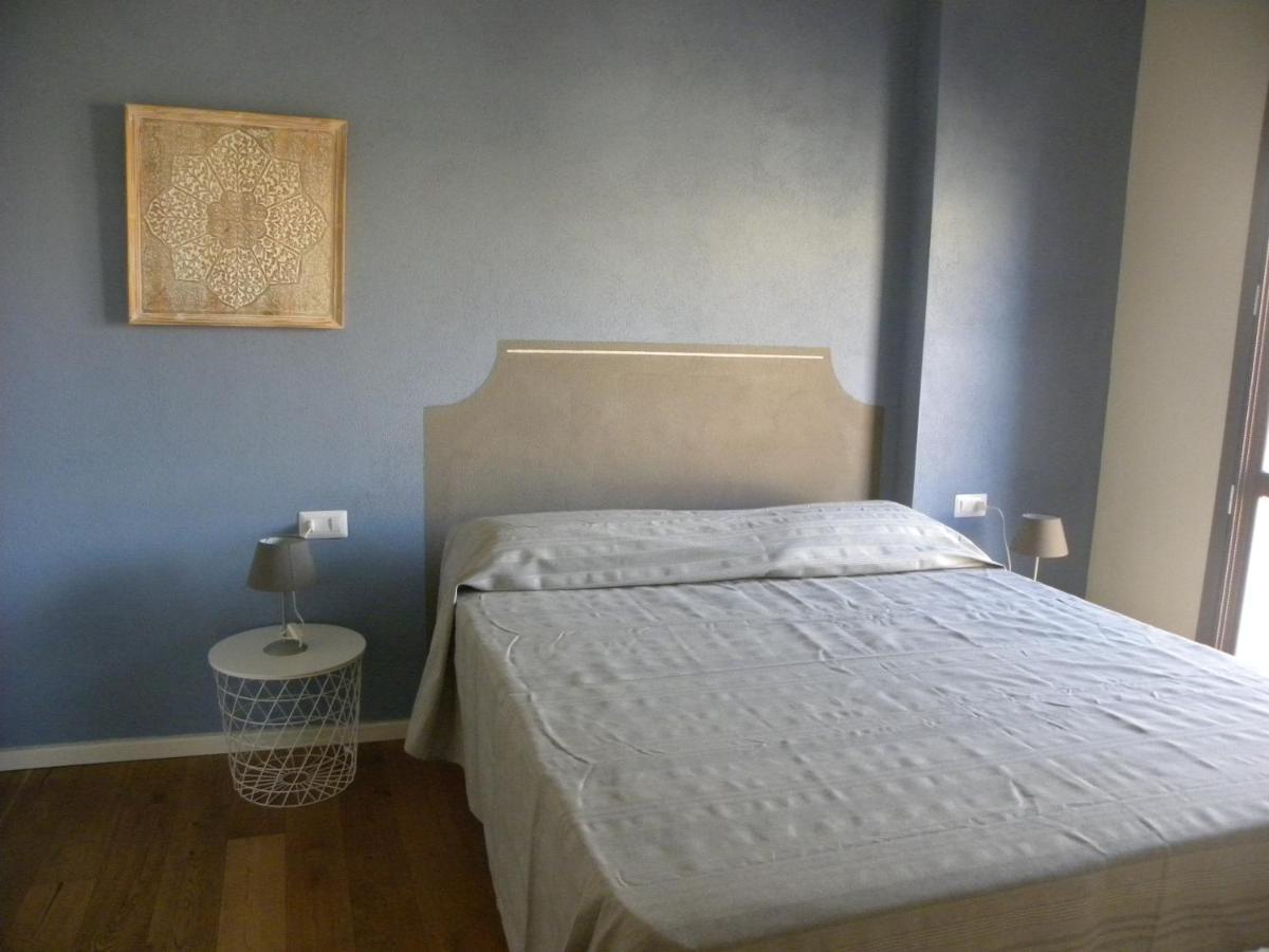 Petra Magica Appartement San Pantaleo Buitenkant foto