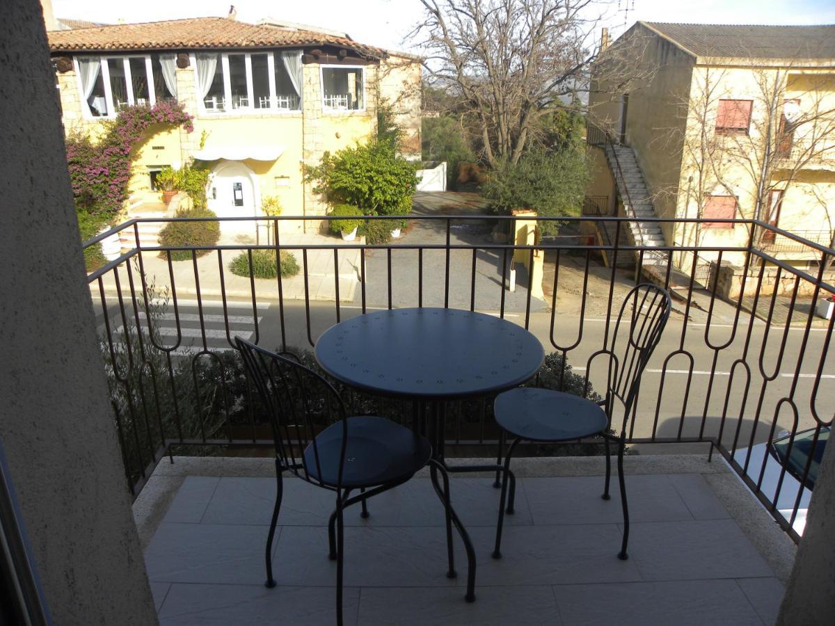 Petra Magica Appartement San Pantaleo Buitenkant foto